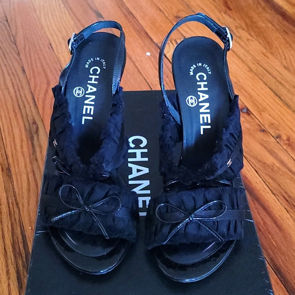 Chanel pumps  size 37 black